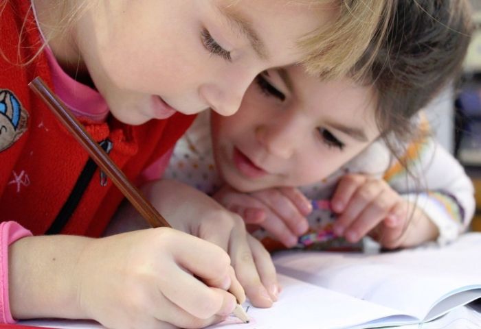 Little support in US for college students raising children