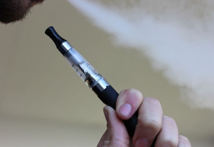 San Francisco mulls ban on flavored vaping liquids, menthols