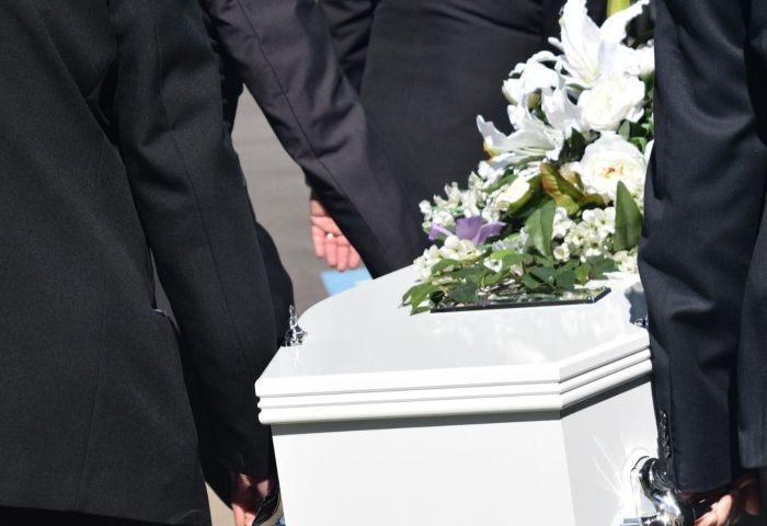 The Latest: Casket arrives at Capitol for McCain memorial