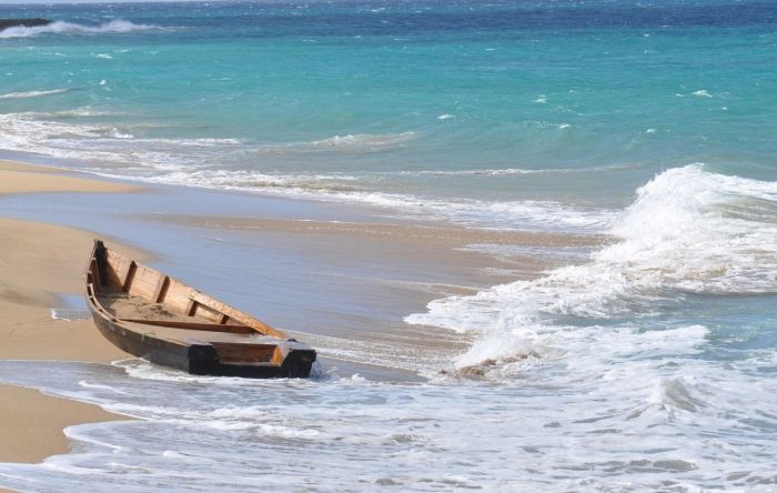 Earthquake strikes near Puerto Rico but no injuries reported