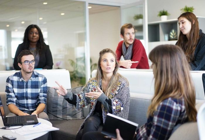 6 Topics to Avoid Discussing at Work
