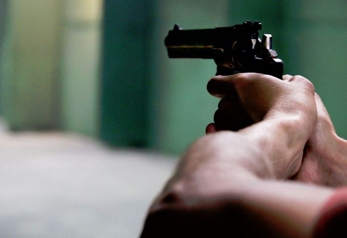 Roberts seems to hold key to case over New York City gun law